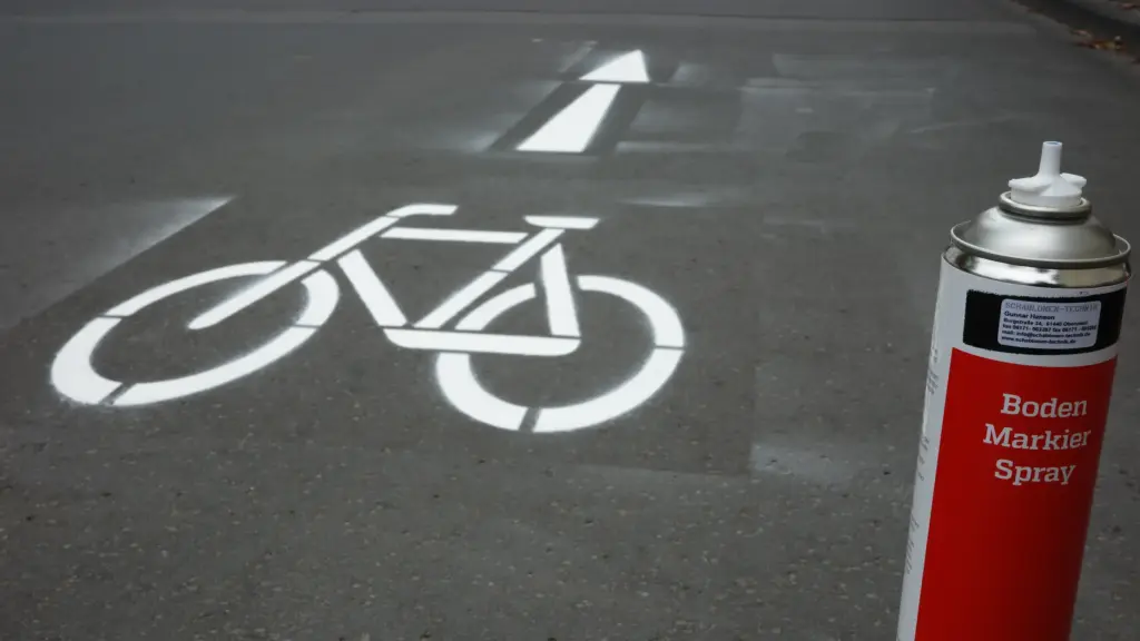Radweg und Bodenmarkierspray 11